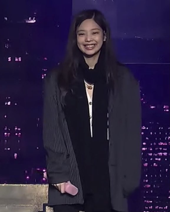 deukiethinker's tweet image. i live for that smile