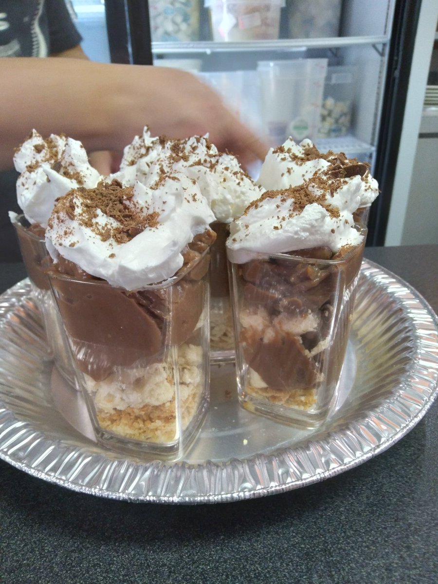 LLCGLC's tweet photo. #happynationalpieday 🥧
If you are near Winchester, In, c'mon in for our $1 pie shots! 
#trythepie https://t.co/x75jUwylGd