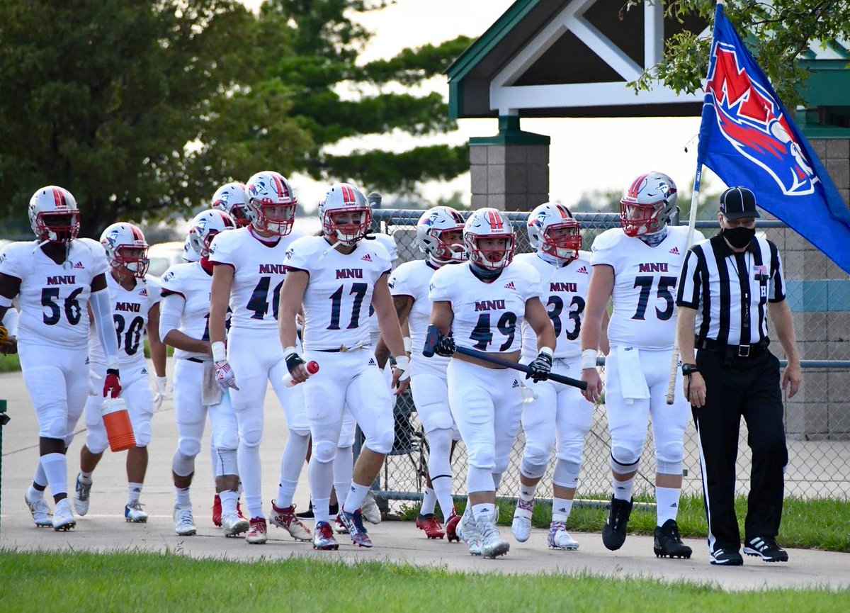 CoachHansen_'s tweet photo. So proud of our guys.  23 MNU players made the Dean's List/Honor Roll during the Fall of #Covid. Circumstances were tough, but we fought through it.  #AcademicsMatter https://t.co/tnWmkXkGM2