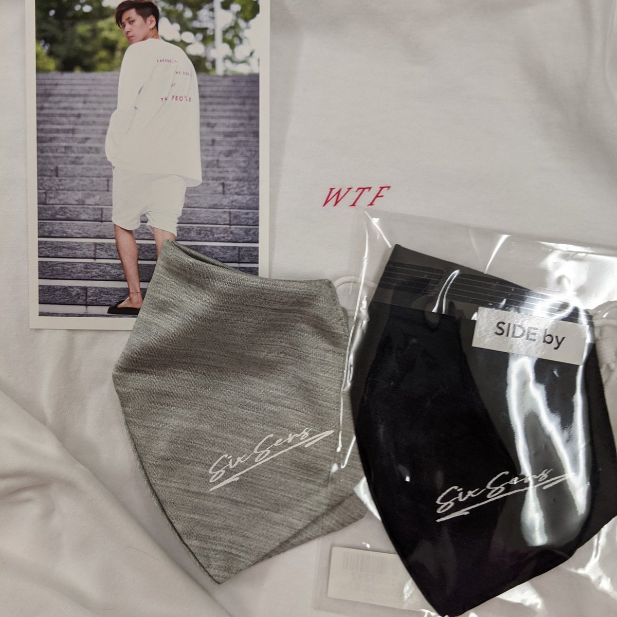 aisumonaka0602's tweet photo. 井澤さんプロデュースのマスクとTシャツが届きました！
マスクはシルク製(//∇//)  
最高の肌触りです〜︎💕︎💕
（3枚目画像はBASEで購入したブロマイド）
#SIDEby #factory130  #SIDEbyfactory130 https://t.co/869R1V4851
