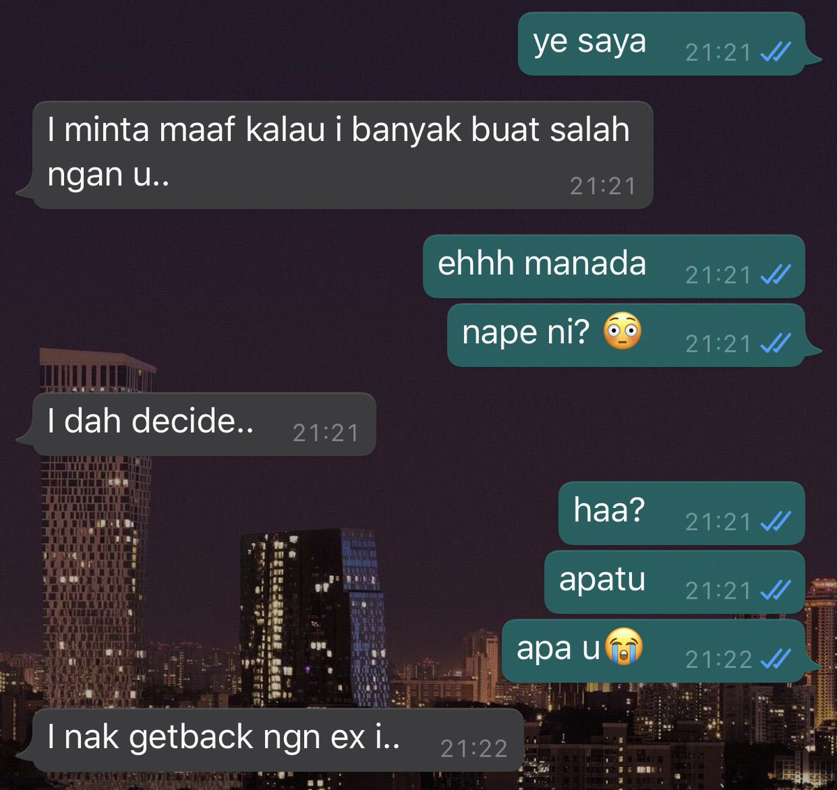 ariyangrande_'s tweet photo. dia layan aku baik sangat weh, ya Allah tak kuat 😭💔 https://t.co/Xjv4F0C2kL