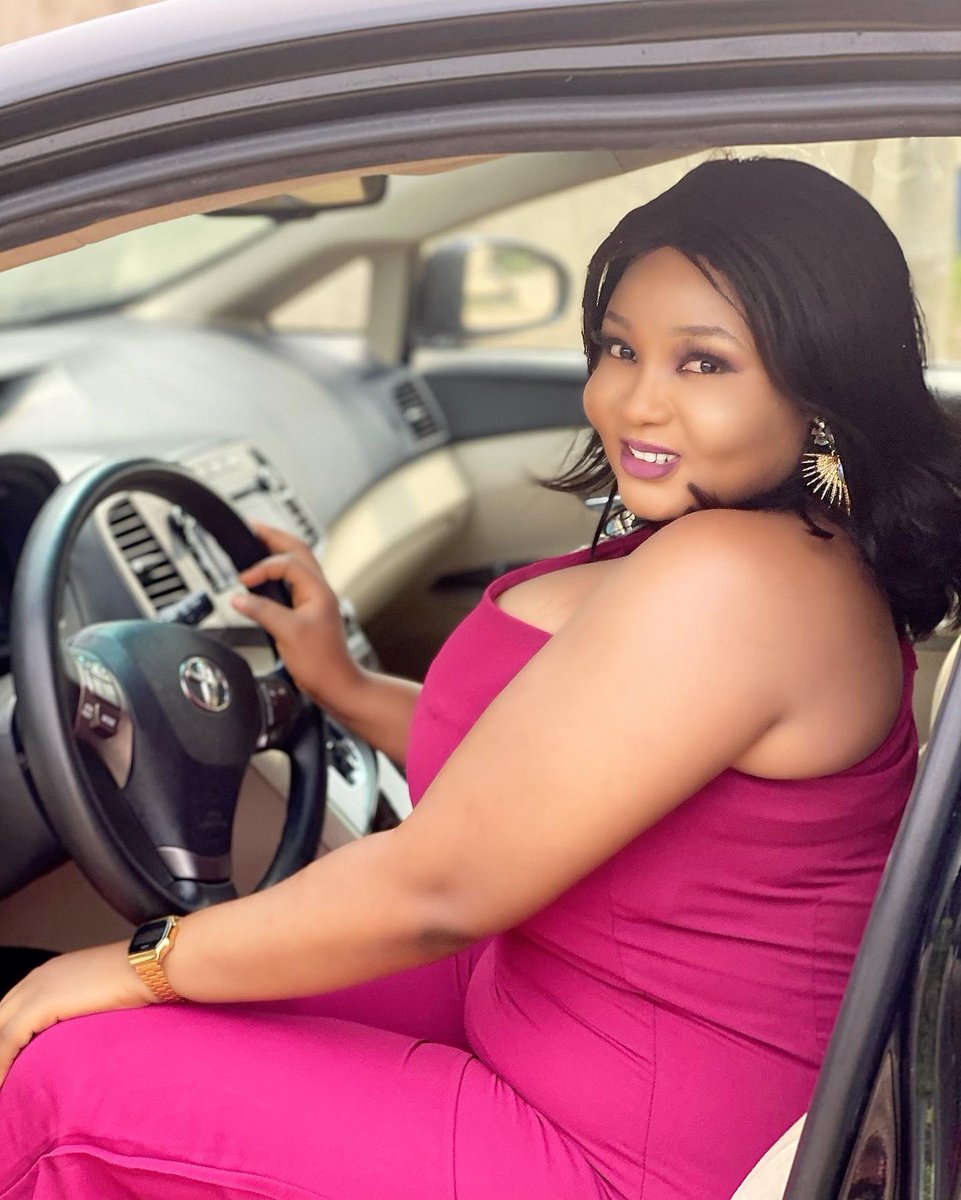 fairyabby1's tweet photo. Sugar mummy vibes🥰😛 https://t.co/X7Ifzdshni