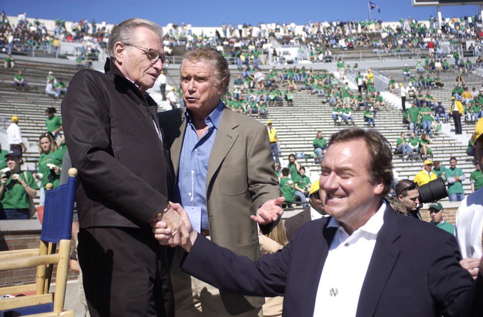 LukeRussert's tweet image. “Welcome home Larry.”