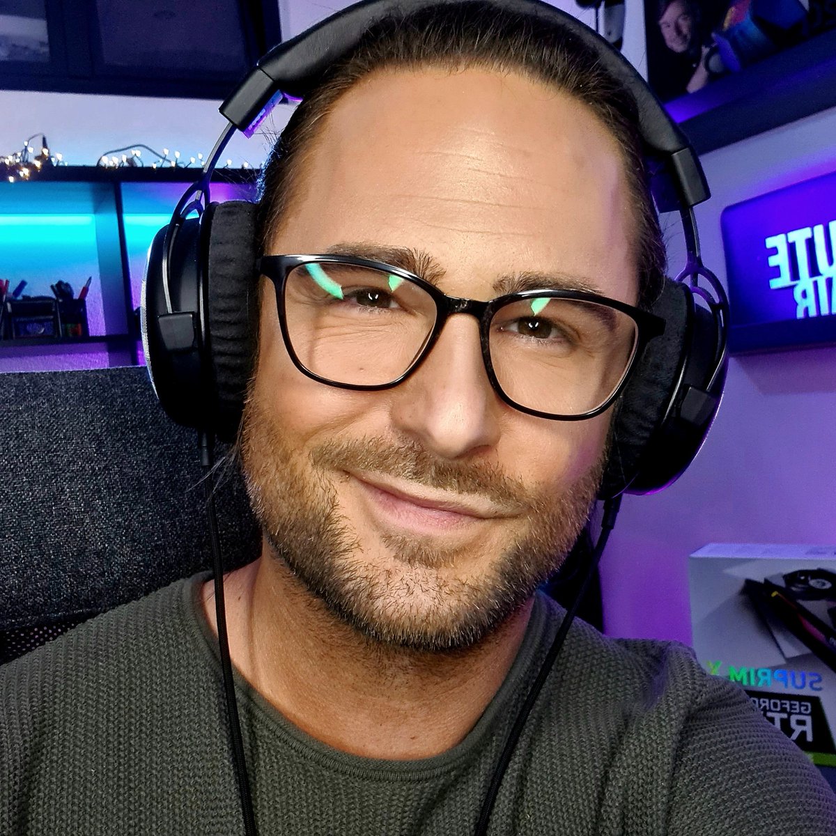 MuteOnAir's tweet photo. @xderannax Hi, ich würde mich freuen Dich auf
https://t.co/24sGgJoQVm begrüßen zu können 😇 https://t.co/tnSS5XVliL