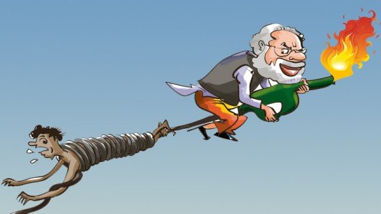 CPIMKerala's tweet photo. ഇന്ധനവില ഇന്ന്‌ വീണ്ടും കൂട്ടി.  ഈ മാസം ഇത്‌ ആറാം തവണയാണ്‌ വില കൂട്ടുന്നത്‌.            

ഇതോടെ കൊച്ചിയിൽ പെട്രോള്‍ വില 85.97 രൂപയും ഡീസല്‍ വില 80.14 രൂപയുമായി ഉയര്‍ന്നു. തിരുവനന്തപുരത്ത് ഇത് യഥാക്രമം 87.63 രൂപയും 81.68 രൂപയുമാണ്. മോദി ഭരണം തുലയട്ടെ....
#PetrolPriceHike 
#CPIM https://t.co/x1OdBHQH2N