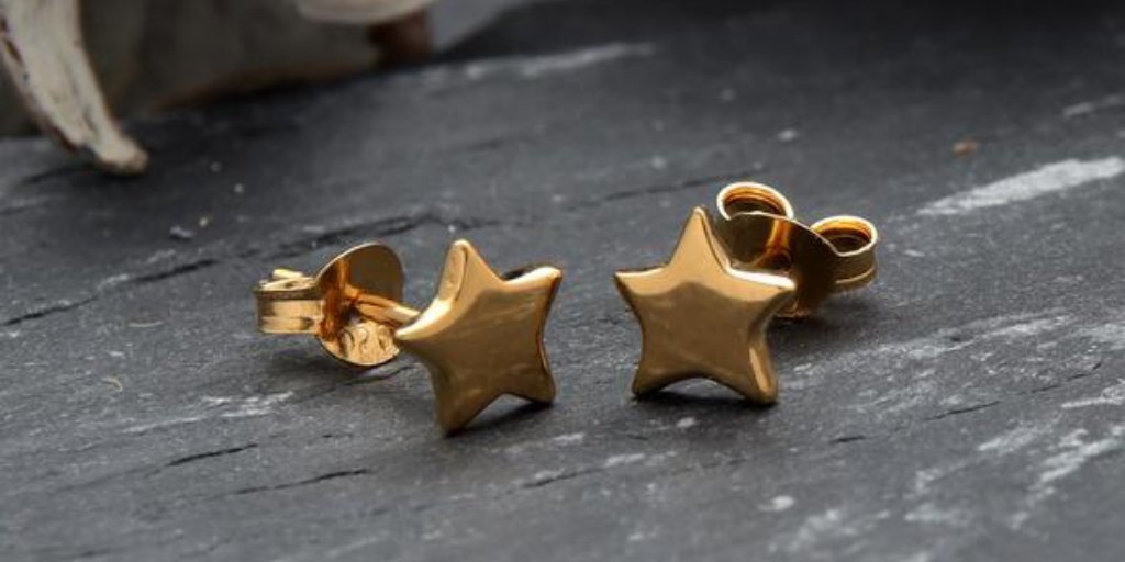 Bring the stars to daytime outfits with these versatile and beautiful Gold Star Stud Earrings bit.ly/2RsE5mt  💖🌟 #jewellery #stylishjewellery