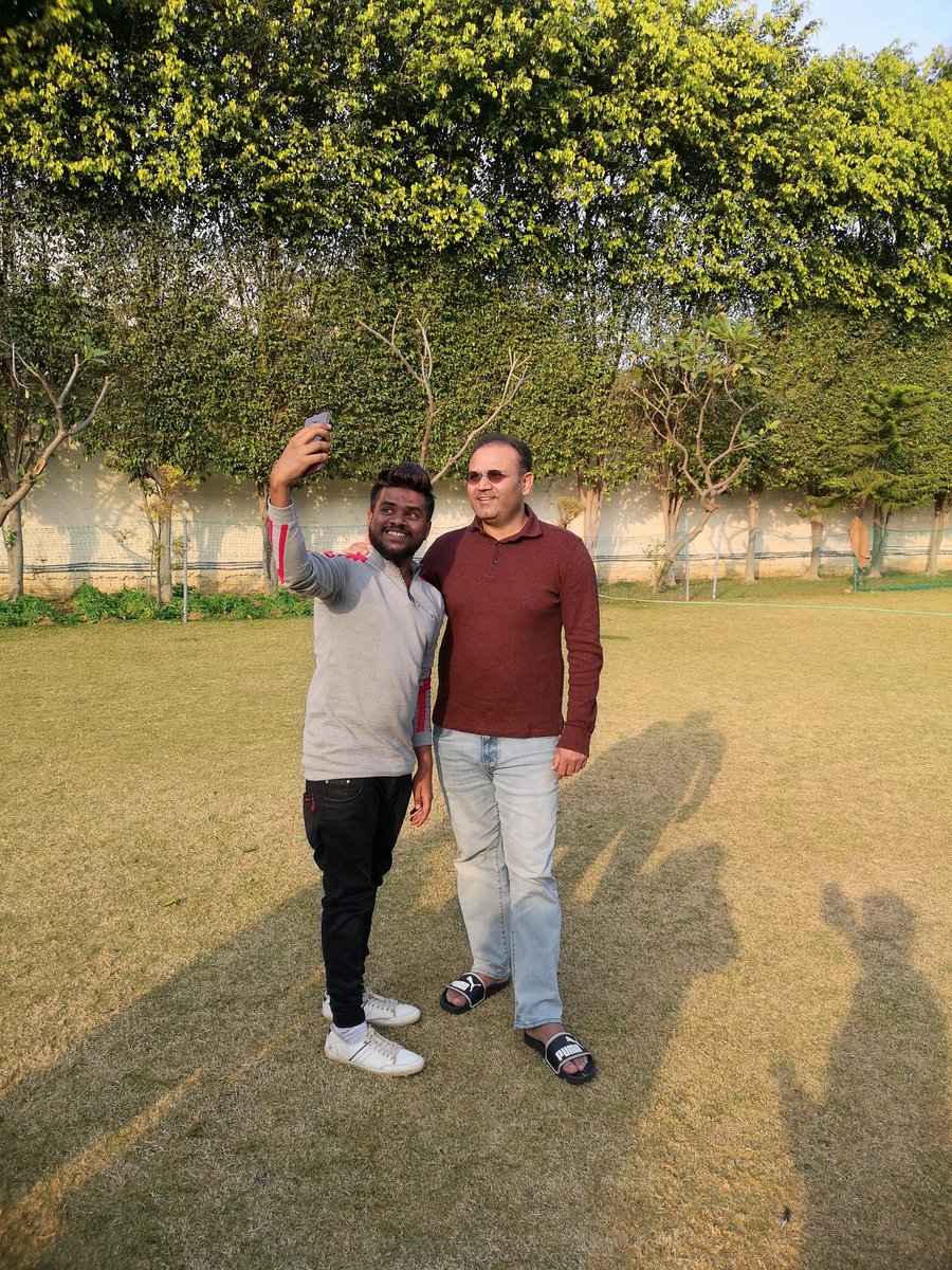 panditdhamdhere's tweet photo. A true #Viruist who always supports Viru everywhere! one of Admin of @VSehwagFansFort the die-hard craziest Viru fan since childhood !
Wishing @IamViruLover a very happy birthday! May you blessed by our beloved @virendersehwag Paaji โค๏ธ have a stupendous one brother!
#ViruForever https://t.co/zomrtL2Hil