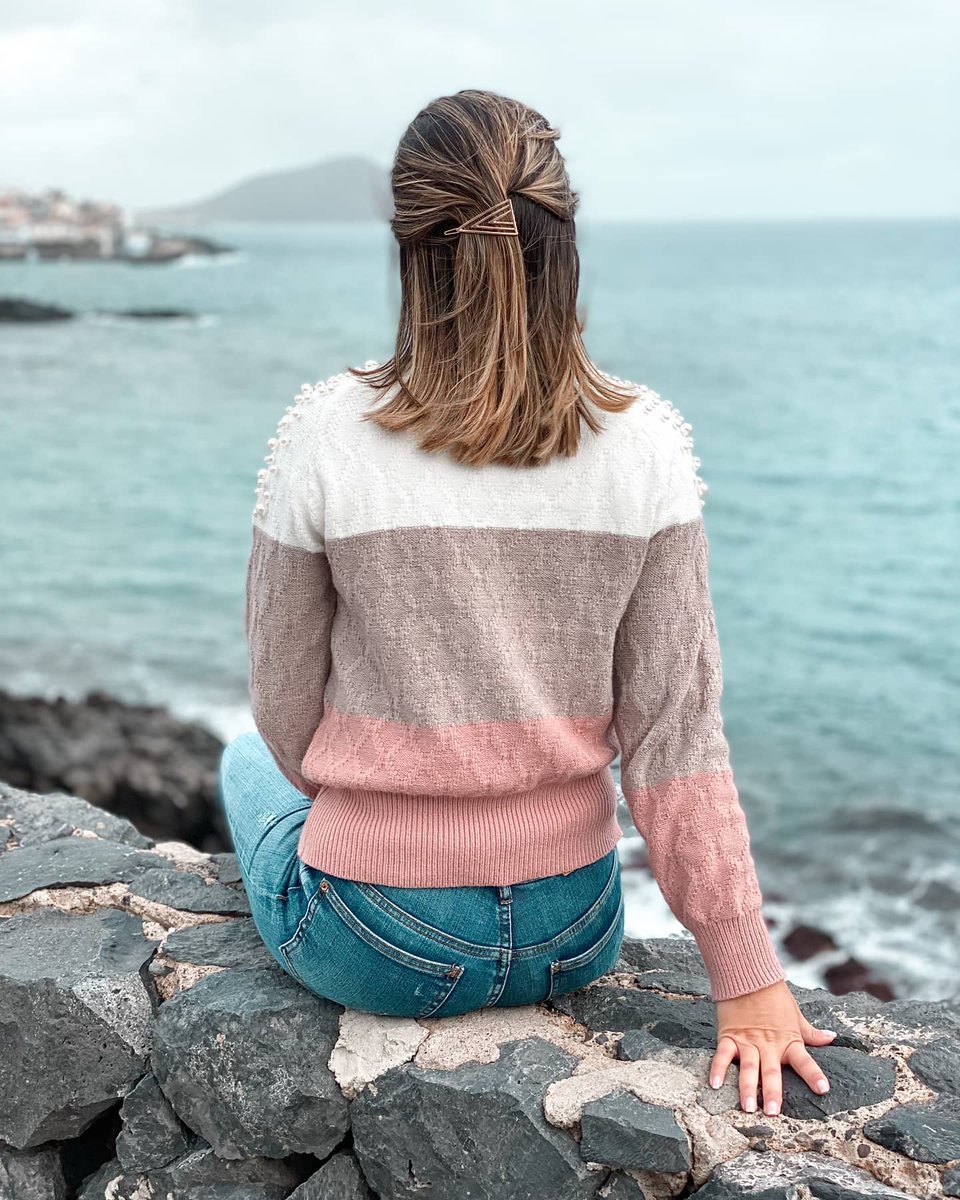 CCLaBallena's tweet photo. #CharolConfecciones
El jersey de moda en estos días de invierno 😍 Precioso en toda su gama de colores.🙌🏻
📍 #CClaBallena
https://t.co/XlokFBaiwr
.
.
#charolconfecciones #modaespañola #modacanaria #grancanaria #laspalmasdegrancanaria https://t.co/U33FuNDhrx