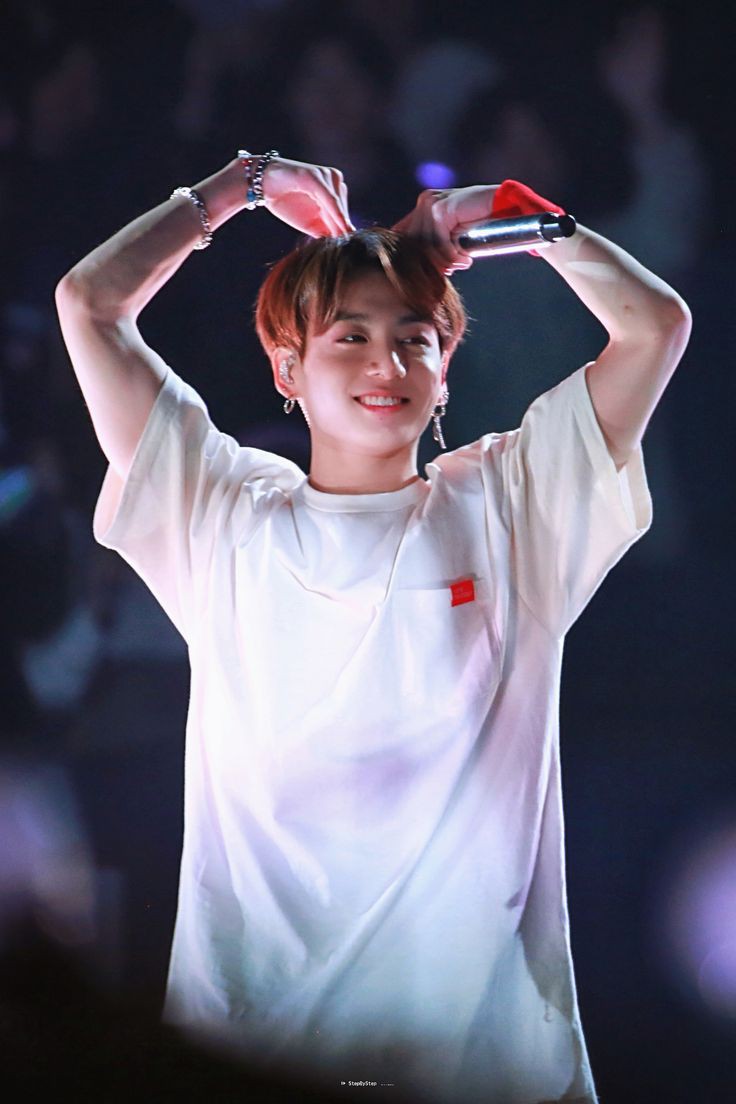 𝐈𝐭'𝐬 '𝐉𝐞𝐨𝐧 𝐉𝐮𝐧𝐠𝐤𝐨𝐨𝐤'𝐬 𝐃𝐮𝐚𝐥𝐢𝐭𝐲                   - 𝐚 𝐧𝐞𝐞𝐝𝐞𝐝 𝐭𝐡𝐫𝐞𝐚𝐝'