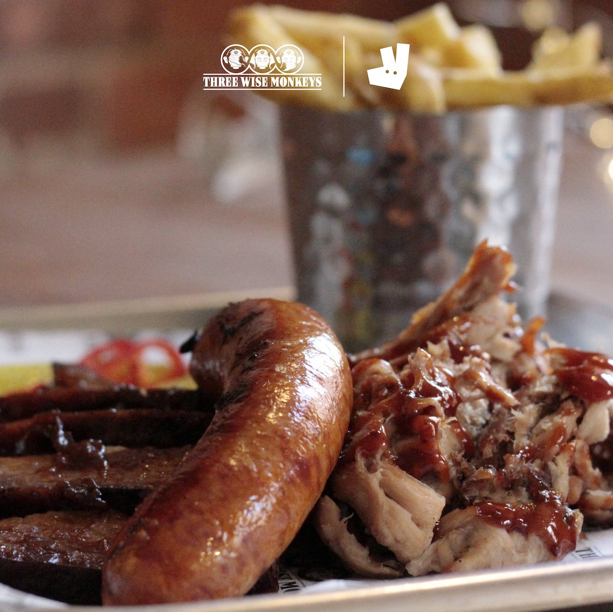 "What shall we eat today?" is possibly one of the most common household questions on a Saturday.

Three Wise Monkeys has the answer.
threewisemonkeysipswich.com/deliveroo/  
#deliveroo #dinner #lunch #ipswich