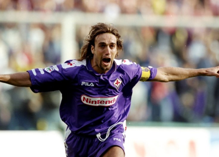 Gabriel Batistuta :526 apps289 goals 9 trophies 5x Top Scorer