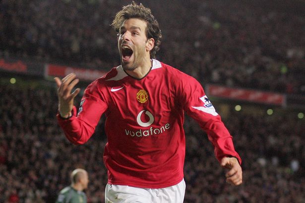 Van Nistelrooy :587 apps362 goals11 trophies 3x UCL Top Scorer