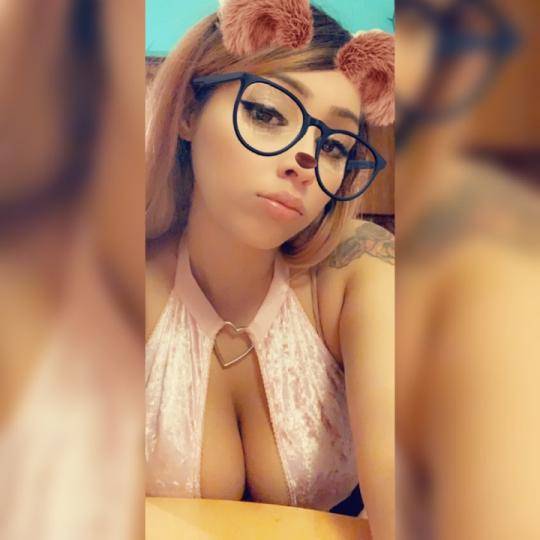 Come and chat with me in #LiveMe:cod https://t.co/l8uiVVVV0w https://t.co/OIMeUGcwDt