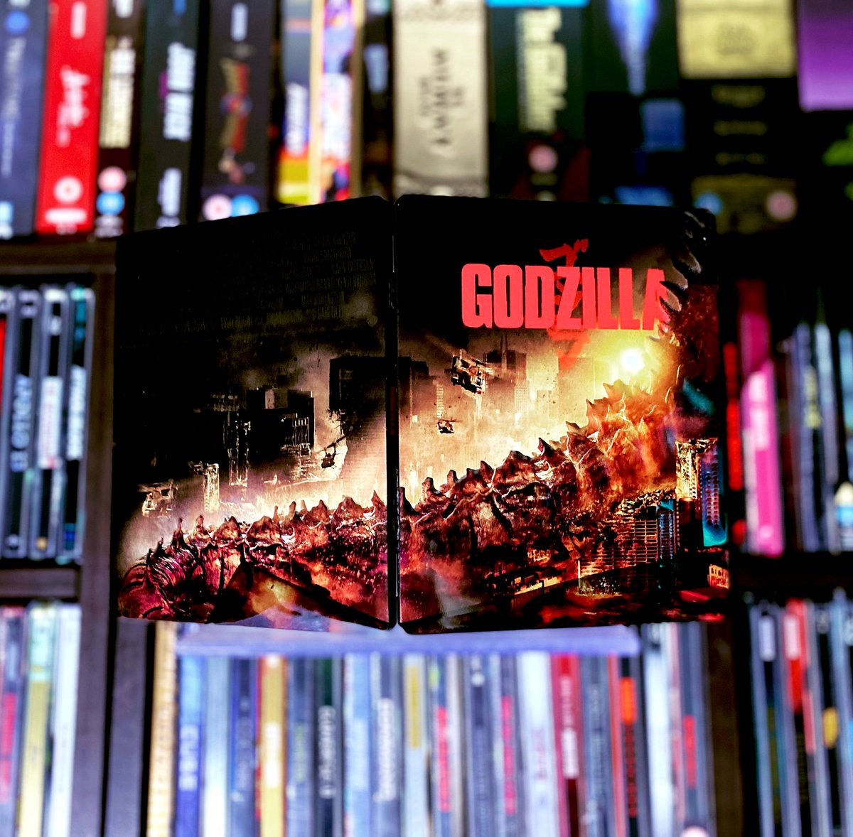 PBRstreetgang73's tweet photo. Just watched #Godzilla (2014) it was on Sky Movies and while it does look nice I’m still not a massive fan this #Metalpak is damn nice though #BluRay #059 https://t.co/m1cNfRgFnb