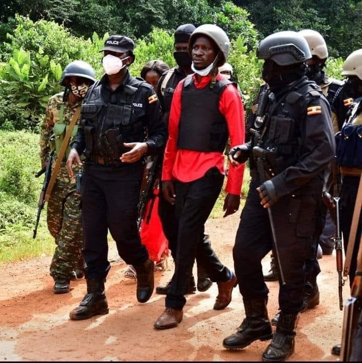 bhannington's tweet photo. Their Only Crime is To say Enough is Enough to Bad Leadership, Impunity, theft, sectarianism, unfullfilled Promises and having a Different Direction for Our Country!
#FreenubianLi
#FreeBobiWine
#FreeEddieMutwe
#FreeDanMagic https://t.co/6eNE4FmgUY