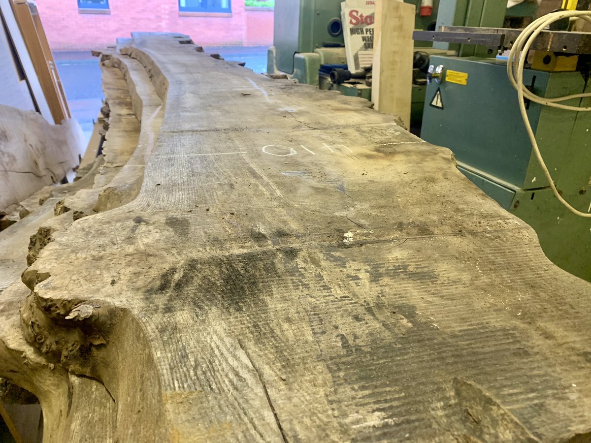 TurnerBespoke's tweet photo. Scottish Elm for a future project. Some of these boards are over 4.2 metres long. We can’t wait to see what they look like when finished.

#liveedge #liveedgeslab #madeinscotland #britishinteriors #beautifulhomes #woodworking #finefurnituremaking #drinkscabinet #furnituredesign https://t.co/1hqyhlXGI7