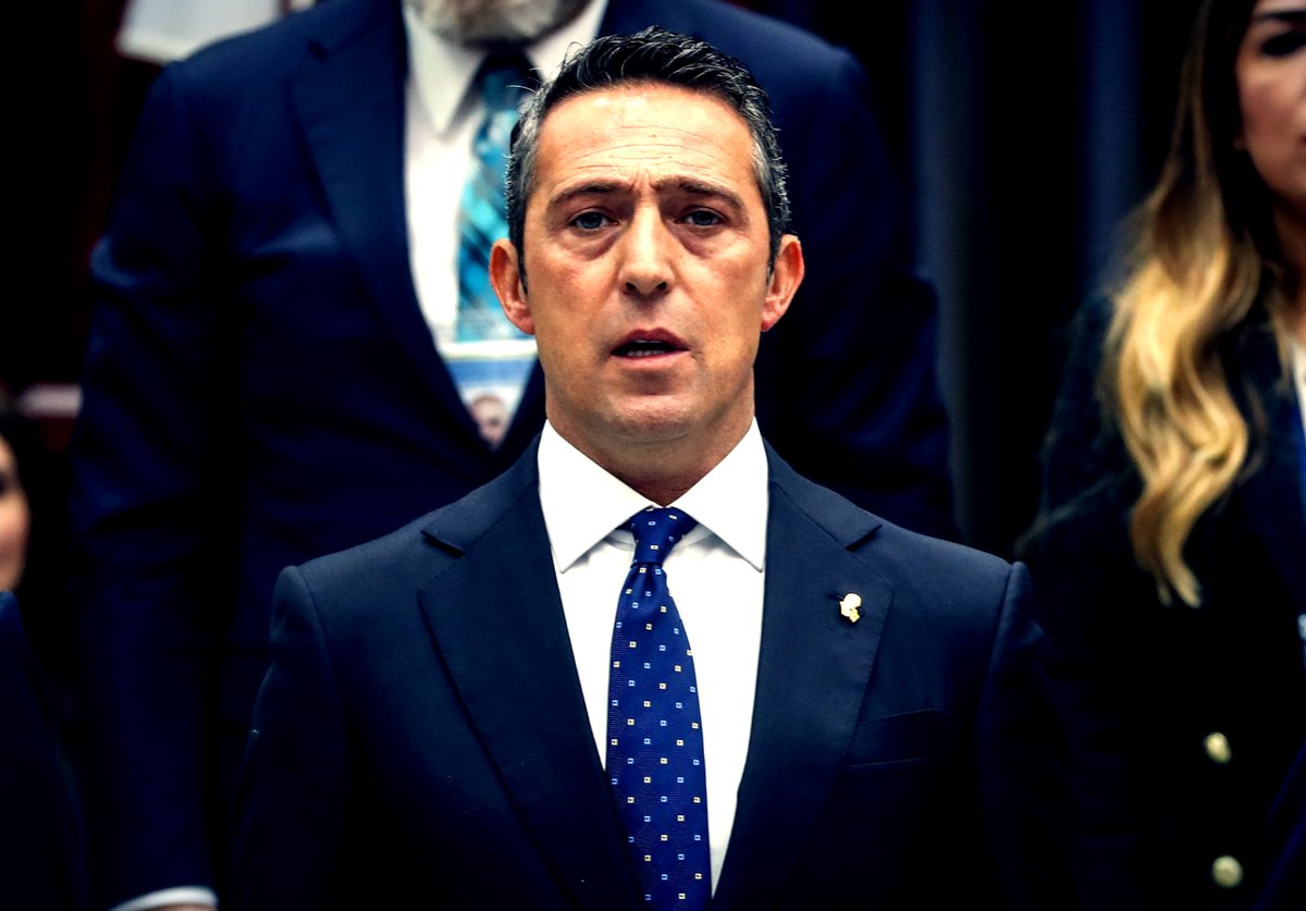 12numaraorg's tweet photo. SON DAKİKA// Başkanımız Ali Koç: "Şu an hiçbir etkinliğimize, hiçbir tesisimize yayıncı kuruluşun elemanları alınmıyor, alınmayacaktır. Bu bir süreç. Buna siz karar vereceksiniz. Adım adım daha da kötüye gidecek." @beINSPORTS_TR https://t.co/dFNGflqUOp