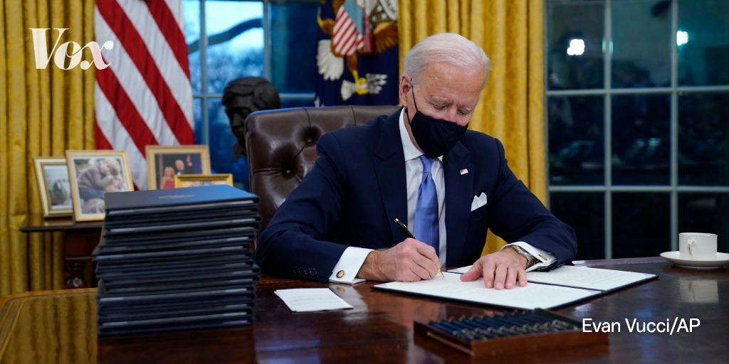 In his first few days as president, Biden signed a slew of executive orders covering policy on Covid-19, global warming, immigration, and racial justice.
Here's what to know about his flurry of executive orders:
https://t.co/3Vj52XzFpU https://t.co/VH8FYSZLem