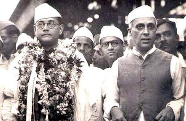 [Thread]In pic L to R: The Leader we needed VS the leader we got ..  #NetajiSubhashChandraBose  #Netaji  #ParakramDiwas
