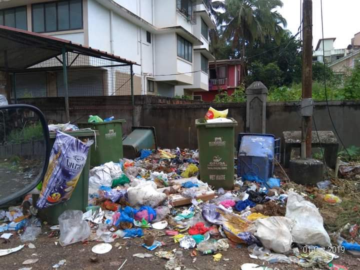GPNewsMedia24's tweet image. #GarbageCampaign
Thanks to Namrata Bene for This Photo of Garbage Zone Near Childrens Park, Aquem Margao Goa

If you Come Across any Such Garbage Zone, Click Photo of Garbage &amp;amp; Whatsapp on 9503457174 along with Your Name and Location
We will Publish it on GP News