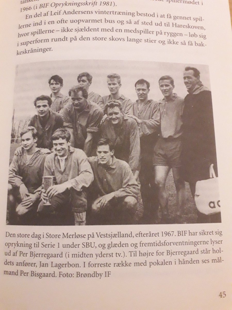 CarstenSloth's tweet image. Pluklæser i de her i dagens anledning. Tak 💛💙 #per75 #brøndby