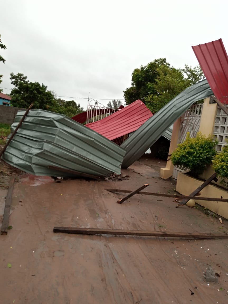 WMO's tweet photo. Cyclone #Eloise caused severe damage and flooding on large swathes of the coast of Mozambique.
Scenes from Quelimane (about 300 km from landfall in Beira)
Via WMOs Filipe Lucio https://t.co/IpBZ3Alzt6