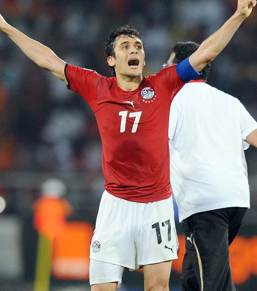 Ahmed Hassan. Alors lui... Quadruple champion d’Afrique avec l’Egypte, capitaine de l’Égypte, meilleur joueur des CAN 2006 et 2010, double vainqueur de la Ligue des Champions afrique, adulé en Turquie et à Anderlecht. Un abattage et une technique hors-normes.