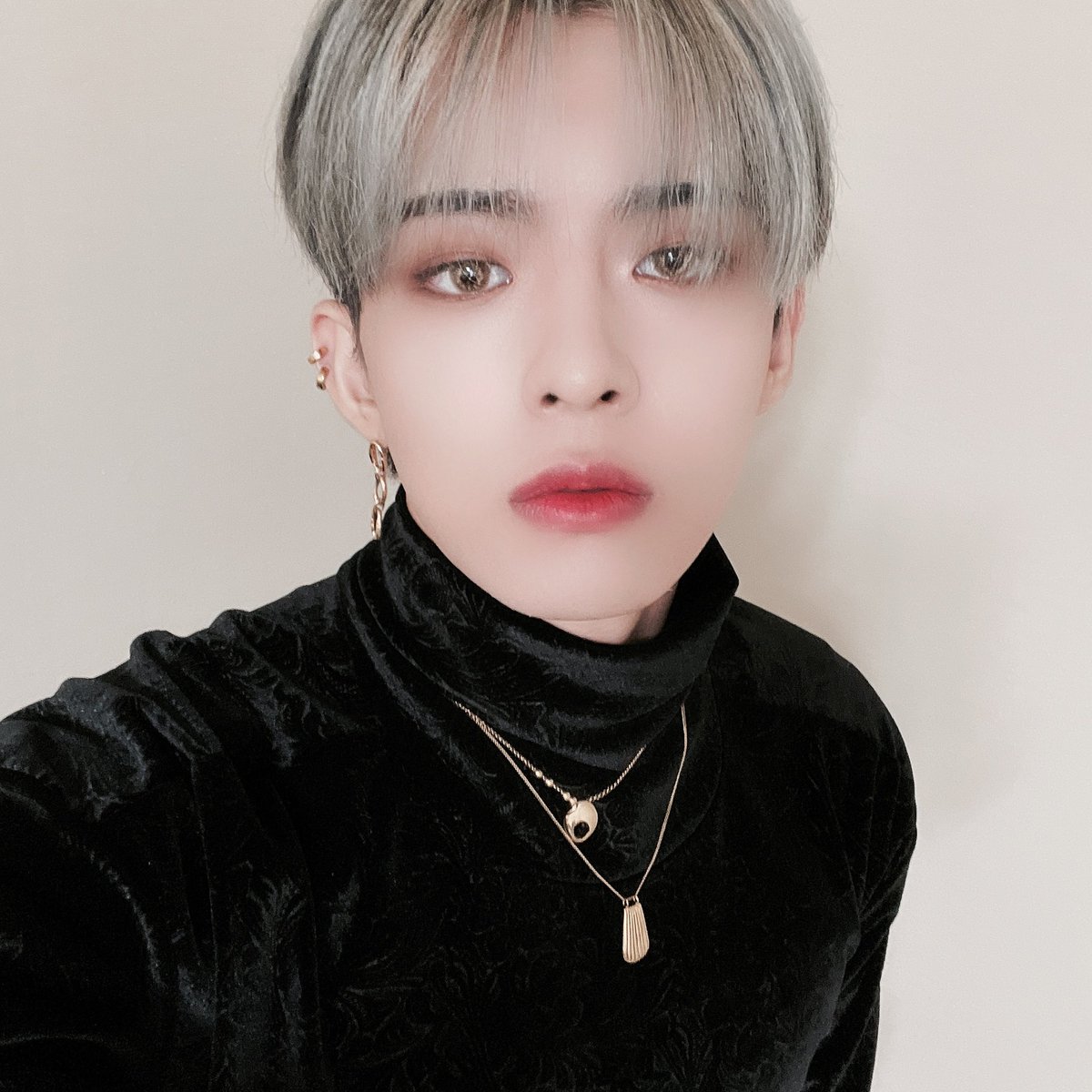 [#수빈] 오늘도 고생했어요 :) 💙💛