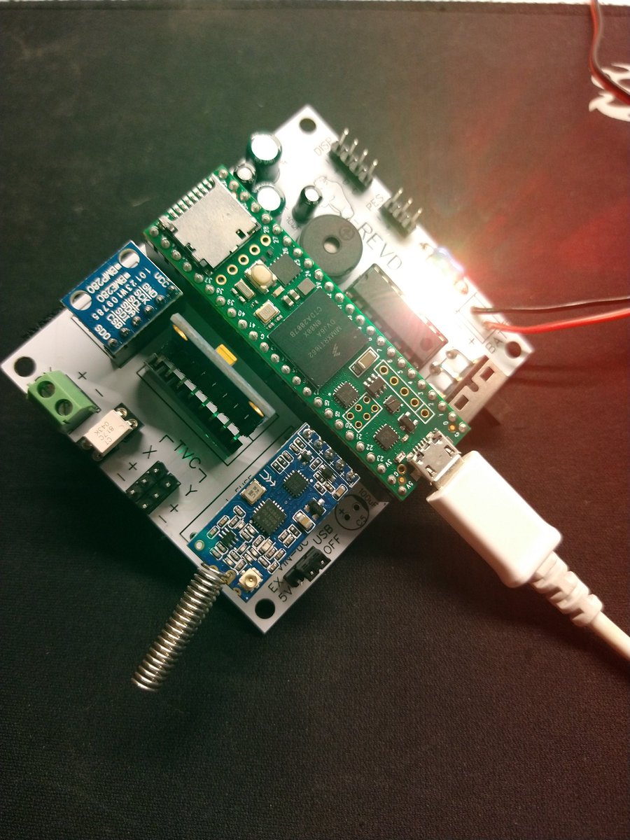 JMSpaceflight's tweet image. The Buffalo REVD flight computer is done. Most of it works as planned, but I also had to change a few things. Can anybody spot the mistakes? Also check out my Instagram (jm_space) for more pictures!