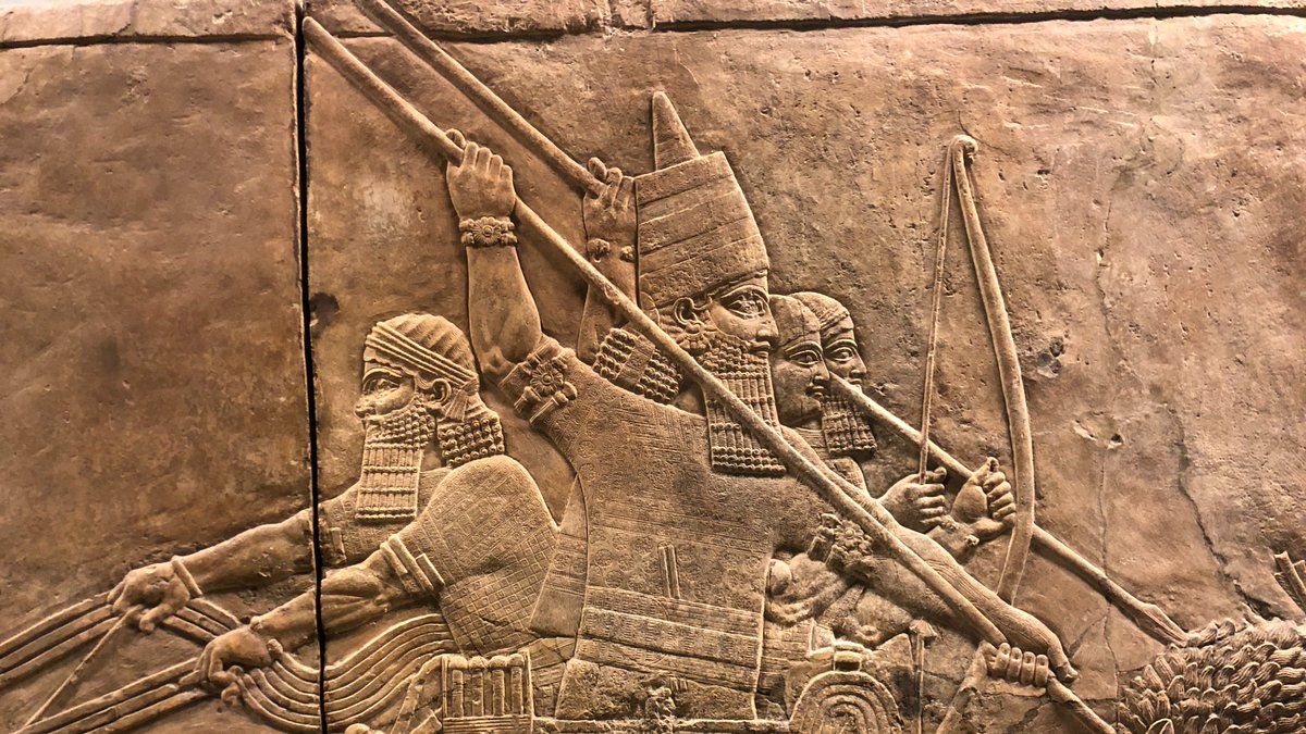 Texts from the Library of Ashurbanipal, who ruled the ancient Assyrian empire when it was at its largest in the 7th century BCE, represent many of the genres of cuneiform texts and scholarship.Here’s a short intro to the library via  @opencuneiform  http://oracc.museum.upenn.edu/asbp/whatisthelibrary/index.html
