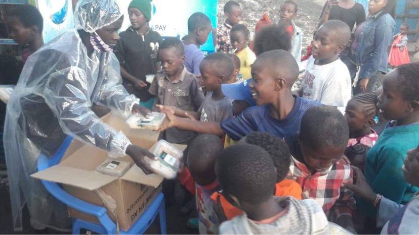 MuthuriKinyamu's tweet photo. @MamaToTheRescue urgently request for donations in money and in kind . We are looking for 1000kg of chickpeas which cost around 80/- per kg , 1000kg Rice which cost around 72/- per kg , 150kg of cooking fat which cost around 21300/-. Mpesa paybill no is 8013461.   Acct: your name https://t.co/l1Fze4IWMj