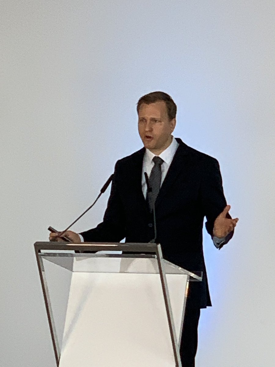 Alexander Lind tweet media