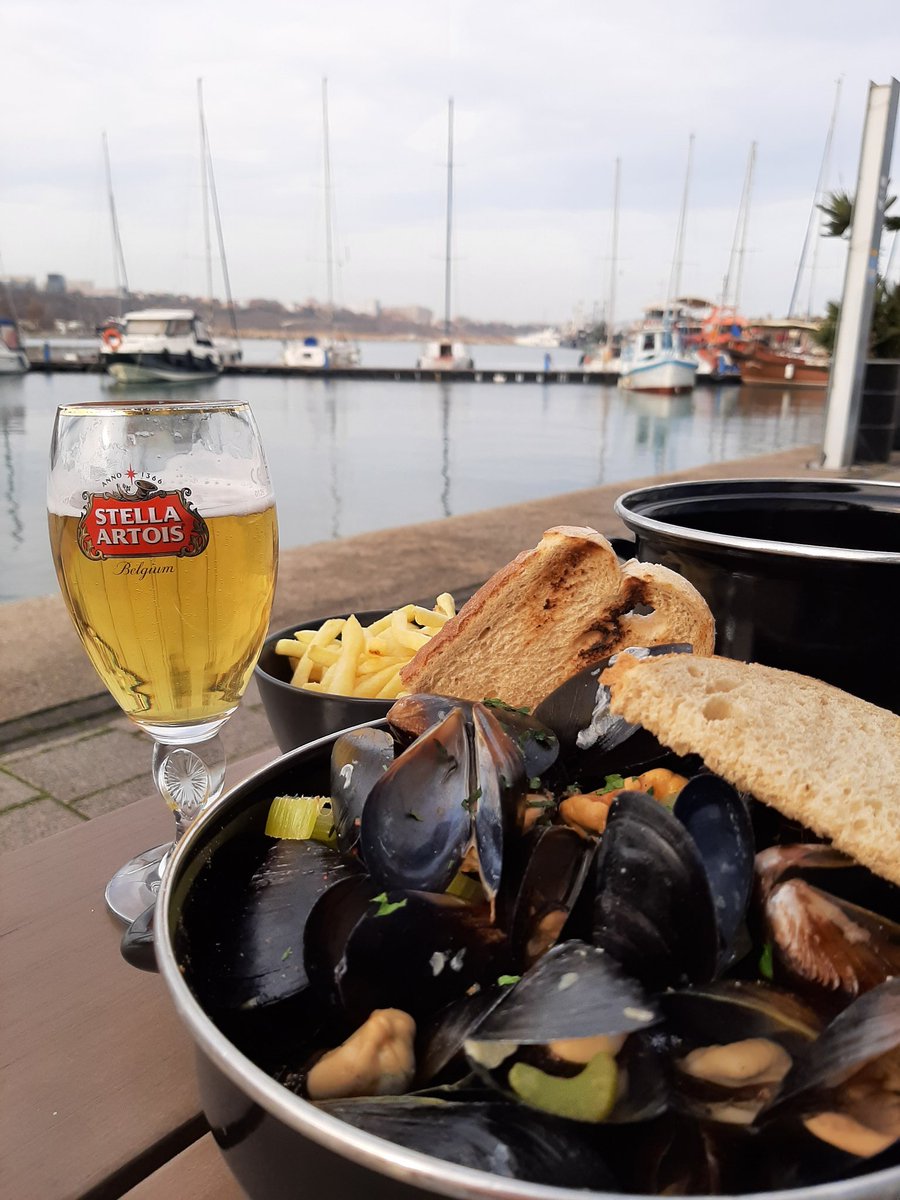 My main reason to come here? Well, the forecast was sunny and I fancied some mussels!