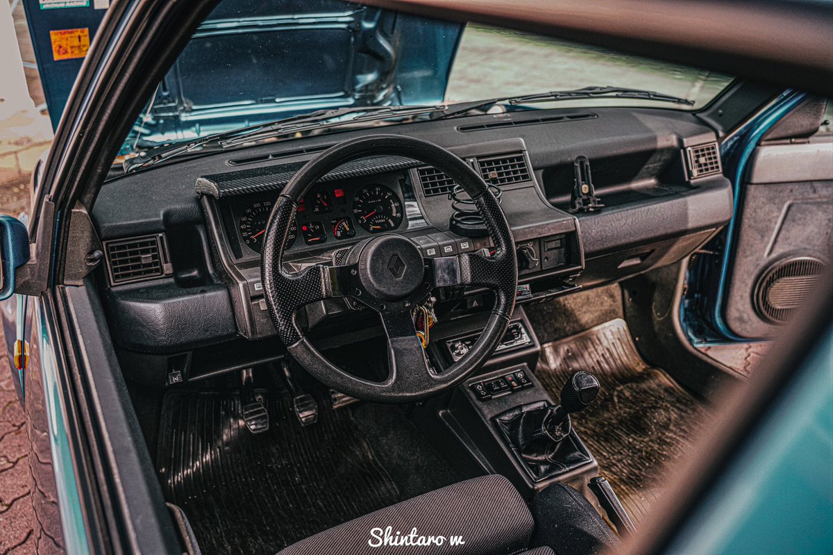 Uzivatel 𝖲𝗁𝗂𝗇𝗍𝖺𝗋𝗈 𝖶 Na Twitteru 80年代 90年代の車の内装の雰囲気が好き Uzivatel 𝖲𝗁𝗂𝗇𝗍𝖺𝗋𝗈 𝖶 Na Twitteru 80年代 90年代の車の内装の雰囲気が好き