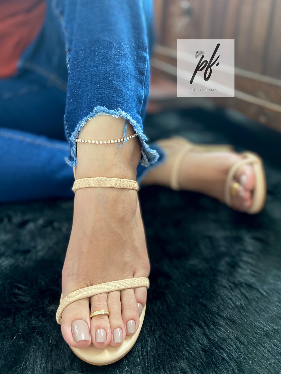 pilifeetnas's tweet photo. Nude on Nude 👌🏽

#feet #longtoes #heels #stilletos #footfetishcommunity #feetfetishworld #footfetishnation https://t.co/1ikrUevsaj
