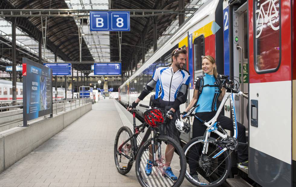 La imposible misión de llevar tu bici en un tren de Renfe

elpais.com/elpais/2021/01…
Vía <a href="/el_pais/">EL PAÍS</a>