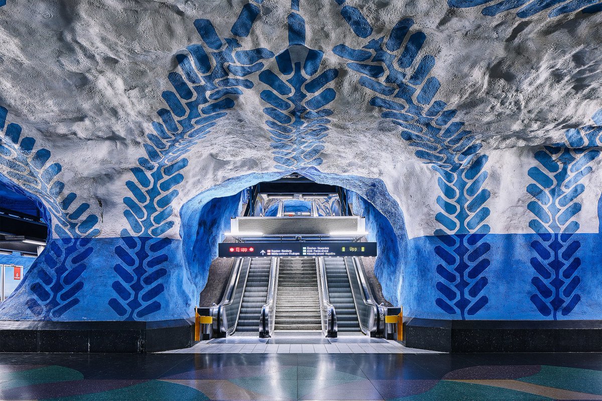 WIRED's tweet image. Stockholm’s subway network is basically the world's longest art walk. Since 1950, some 250 artists have decorated 94 stations across 68 miles of track.
The pandemic provided David Altrath an opportunity to capture their beauty with no commuters present: wired.trib.al/EdP8DZl