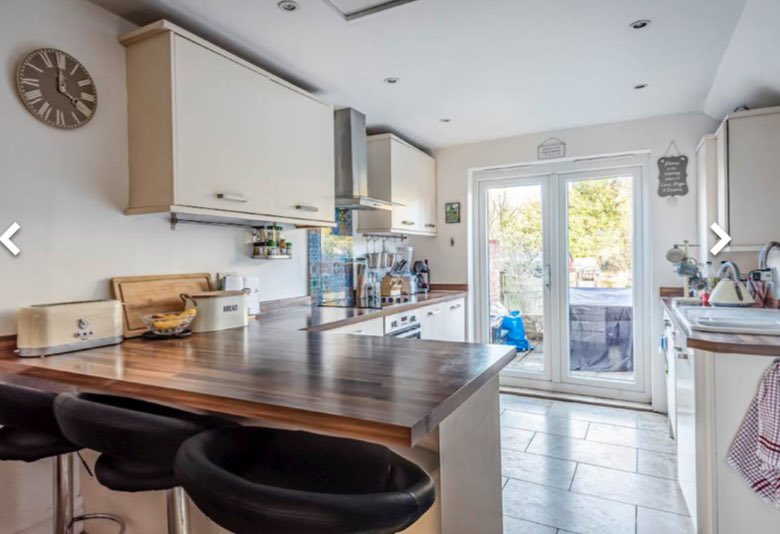 PerryBishop's tweet photo. A delightful extended period 3 bed family home. Tastefully updated and improved.
Guide price 370k
https://t.co/xJefCMRED6
#cirencester #cotswoldlife #cotswolds #cotswold #gloucestershire #houseforsale #propertymarket #latestproperty #estateagents https://t.co/wpUsYf8Ko0