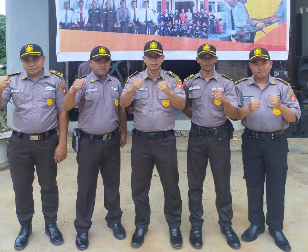 PT_PAS911's tweet photo. Selamat kepada anggota PT.PAS 911 telah selesai mengikuti Diksar Lanjutan GADA MADYA.

#satpam.jaya#
#PAS.911#
#GADA.MADYA#
#angkatan.1_2021# https://t.co/Nca8CIIGmo