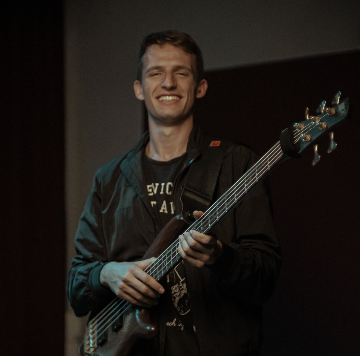 Happy Weekend #RyverFam. 
Keep on smiling😁🖤❤