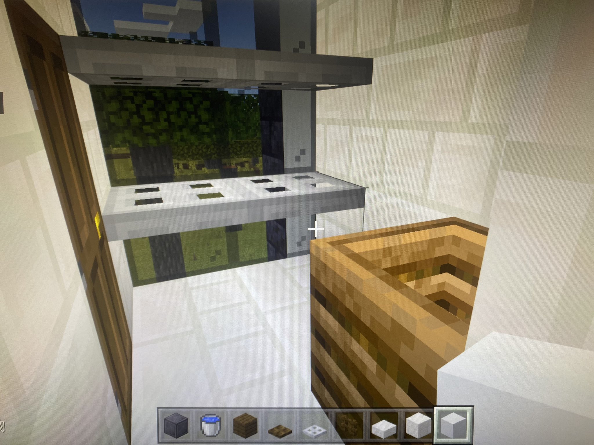 グラ グラきょんゲームズ 1日1部屋ツイート 7日目 1日の疲れをリフレッシュ 今日はお風呂です 脱衣所のコンポスターは脱衣カゴ お風呂場のレバーはシャワーとカランをイメージしています マインクラフト マイクラ Minecraft 建築 1日1部屋