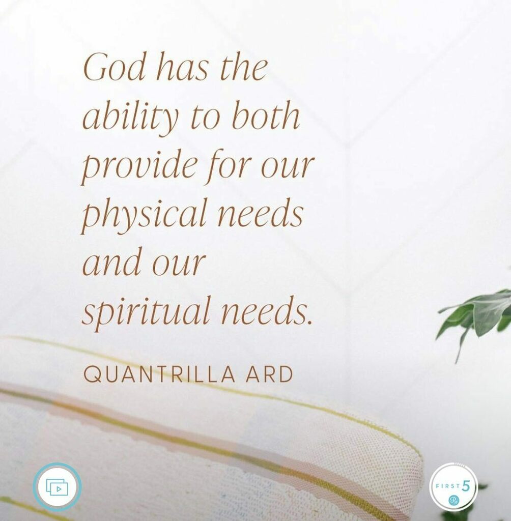 qyard08's tweet photo. Audio teaching up in the @first5app this weekend. Unity in the church: what is it and is it possible? Let’s discuss!
#biblestudy #bibleteaching #happySabbath #Ephesians #thephdmamma #unityoveruniformity https://t.co/qET8cTiKbt https://t.co/K1zwrQp4uM