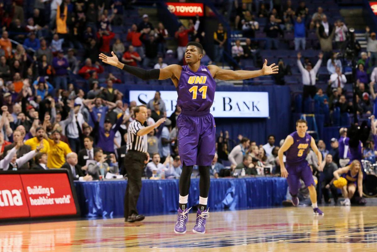 trey_campbell4's tweet photo. Beyond blessed and excited to announce I have received and offer to play basketball at the University of Northern Iowa💜💛 https://t.co/ZQr43ksx9U