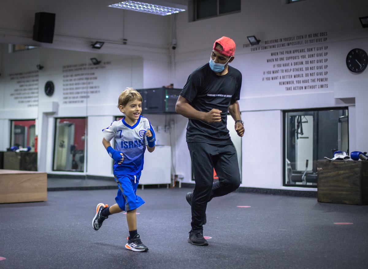 taefighting's tweet photo. En @tae.fighting promovemos salud y bienestar para todos en casa... desde los más pequeños pueden disfrutar con nosotros un desarrollo integral! #salud #bienestar #taefighting #boxeo #entrenamiento https://t.co/z5KSUitPCK