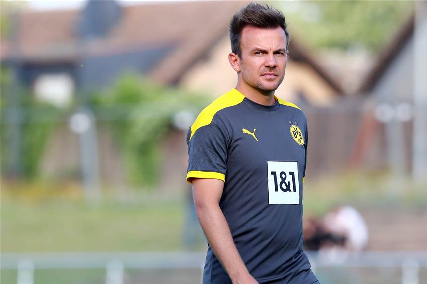 Enrico Maaßen, tactical genius and one of the biggest Coaching Talents: [THREAD]