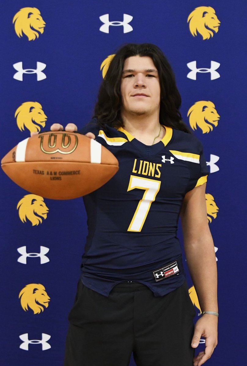 michaelsurface1's tweet photo. Committed. #ALLIN #KINGSOFTHEJUNGLE @Lions_FB @CoachBailiffFB @CoachWalker53 @GISDAthletics https://t.co/NLgR3H3qWt