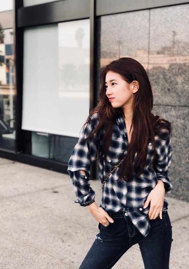 annef_twt's tweet photo. 🎧 * 𝘁_𝗵𝗶𝘀 ২ 𝚒𝚜 𓄹 𝕒̲𝕟̲𝕟̲𝕖̲ ⨾ ρᥣᥲყ ﹏ 𝐥𝐢𝐬𝐭 ⠀#B7SBE:#BLOSSOMS
Sábado de buena música, y no he dejado de escuchar este gran éxito como lo es #B7SDYNAMITE, es una gran canción que te pone de buenas y hoy ha despertado mi actitud positiva. https://t.co/VqDniBgPBv