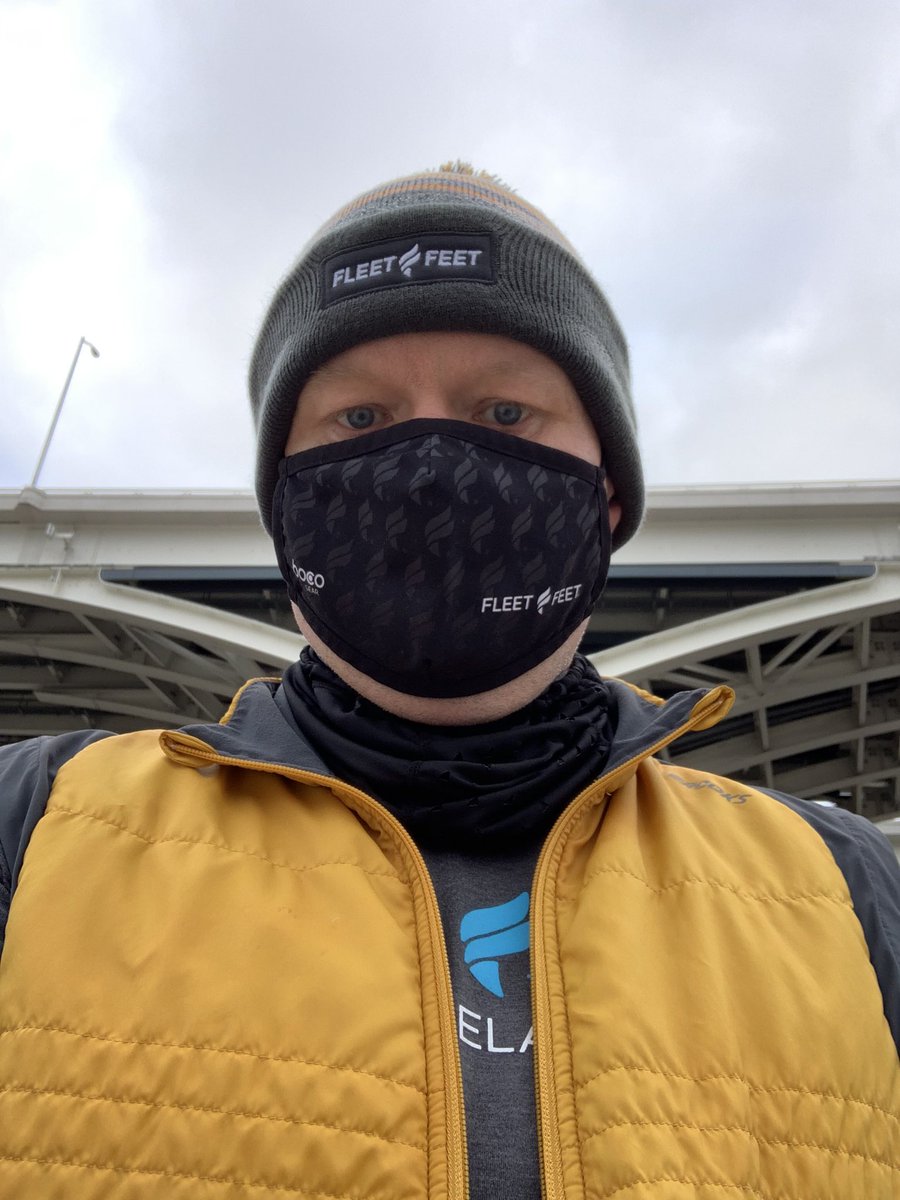 Run Streak Day 1,205…a chilly socially distanced 5.25 mile <a href="/FleetFeetCLE/">Fleet Feet Cleveland</a> kickoff run #runeveryday #teamnuun #fleetfeetrunningclub #fleetfeetcleveland