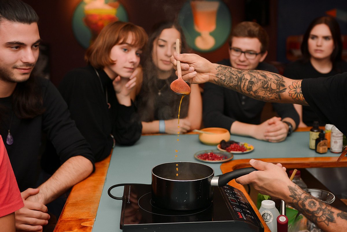 Drink in tweet media