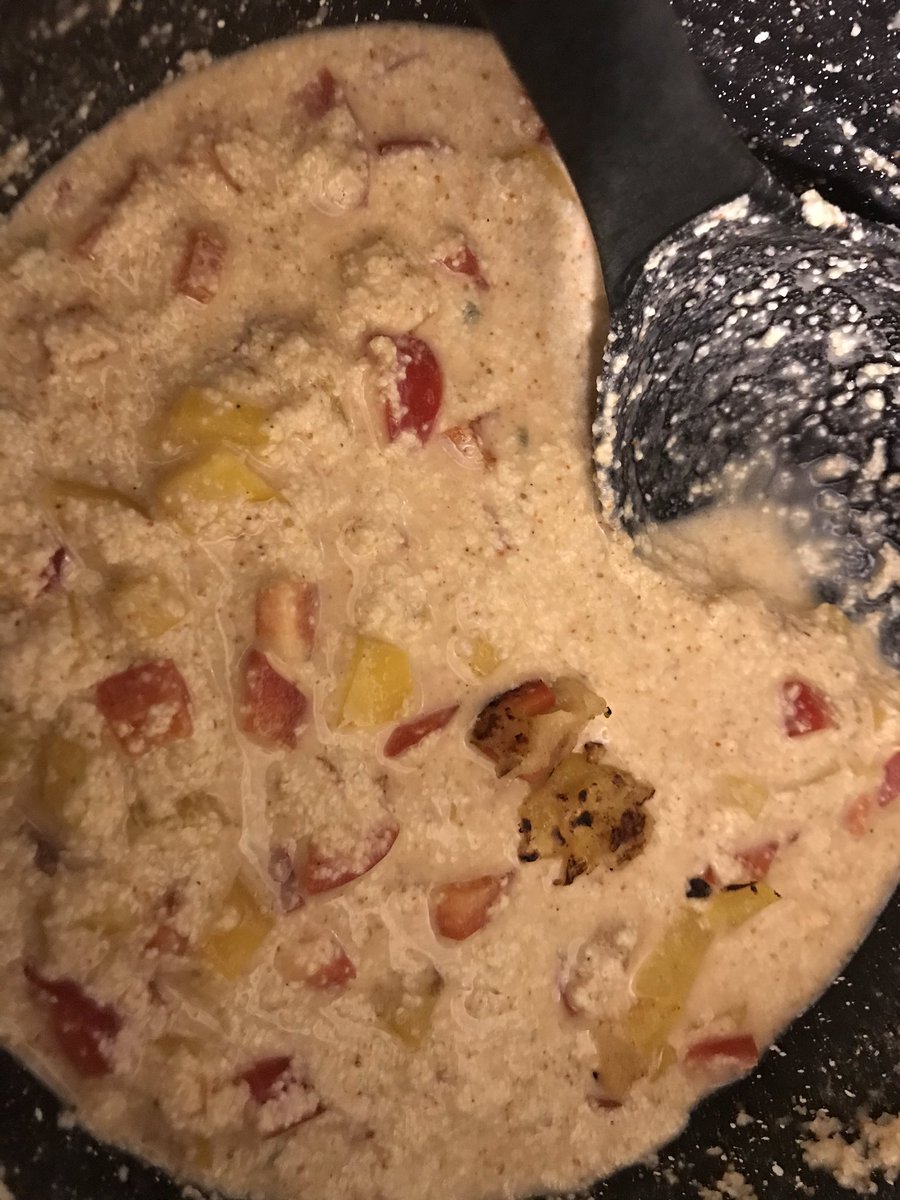 jagesh_dattani's tweet photo. Tonight’s South Indian supper 𝐔𝐭𝐡𝐚𝐩𝐩𝐚𝐦 with 🍅 and capsicums. #Veganuary2021 Day 23 #VeganuaryWorkplaceChallenge #Vegan🌱 #ProPlant💪 #PlantStrong https://t.co/6dmu7lQ30Q
